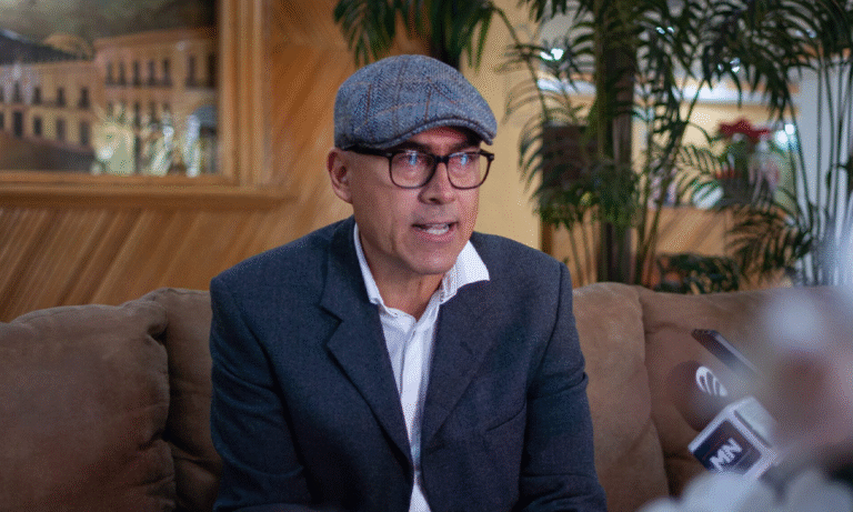Filiberto Frausto deja temporalmente el sindicato SNTE 34
