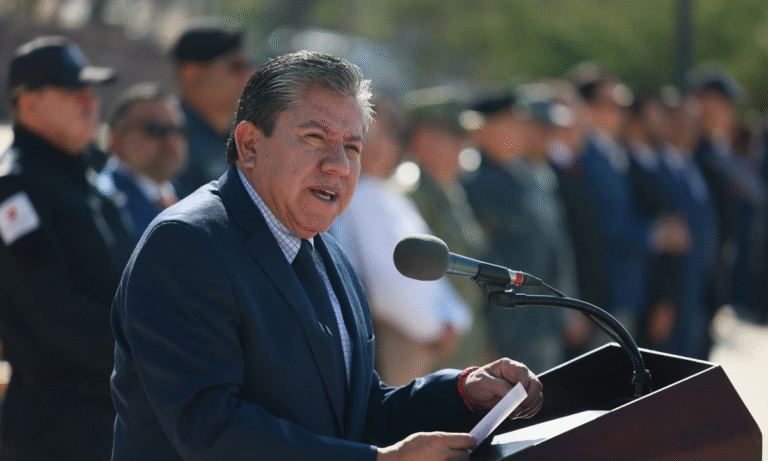 Gobierno defiende avances sanitarios