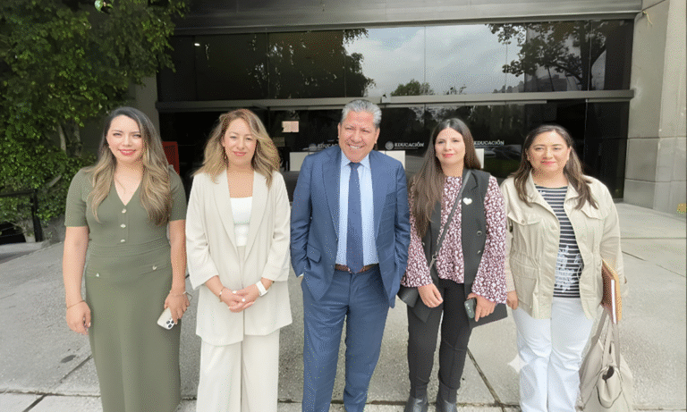 David Monreal gestiona salarios para docentes