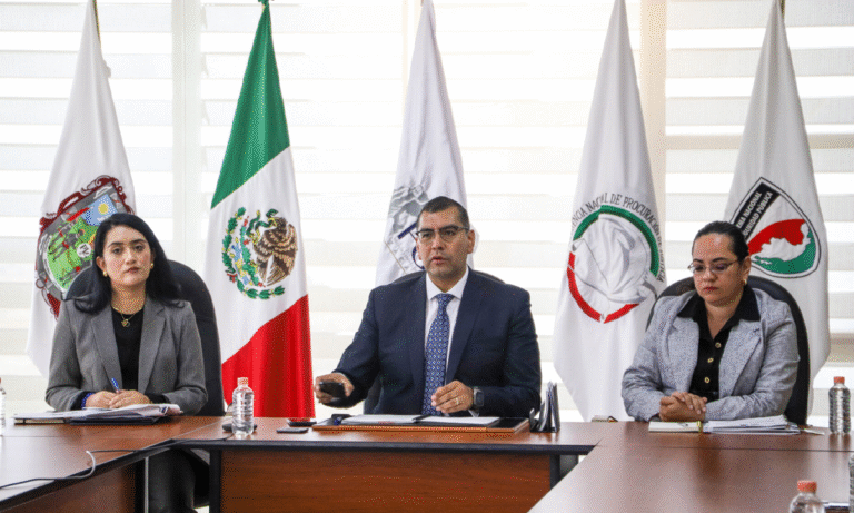 Identifican migrante por huellas