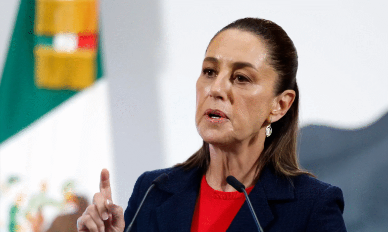 Sheinbaum denuncia redadas y defiende migrantes