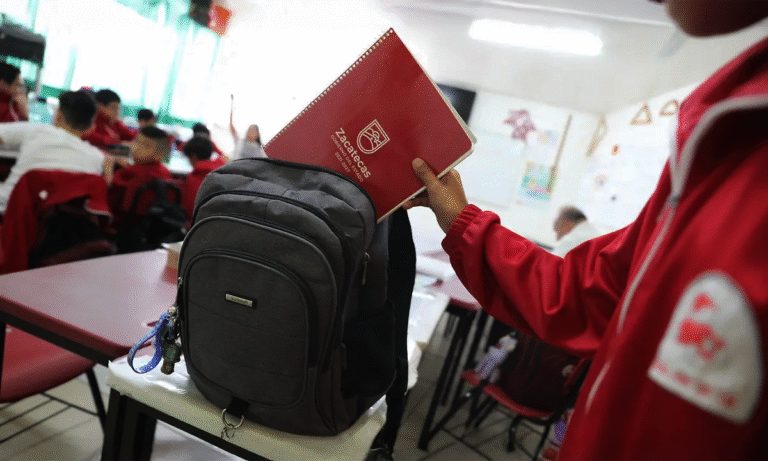 Inician vacaciones más de 339 mil alumnos