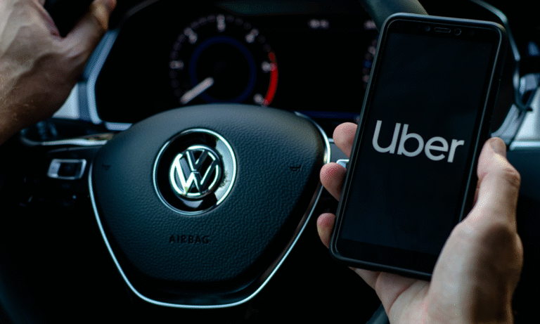 Rechazo firme – Sheinbaum critica alza en Uber