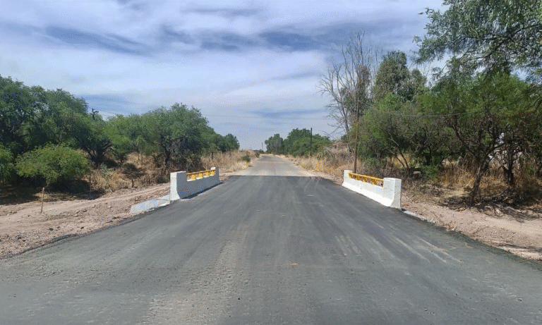 Construyen seis puentes para conectar comunidades