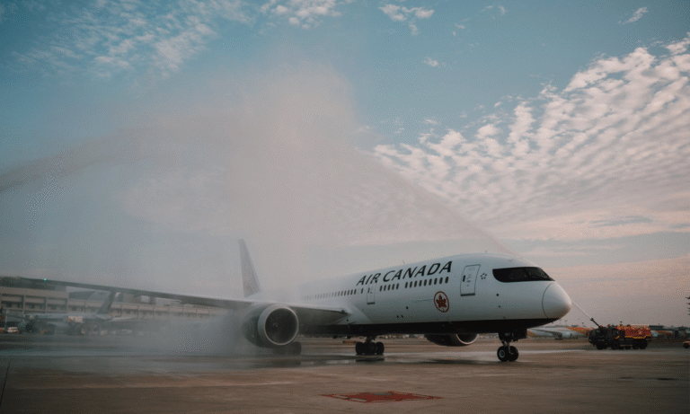 Air Canada cancela vuelos por inminente huelga laboral