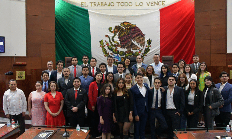 Parlamento joven iniciativas reflejan preocupaciones actuales