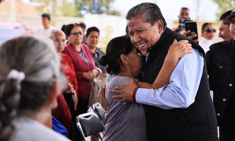 Familias de Río Grande reciben apoyos alimentarios